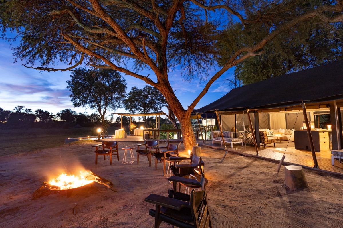 Gomoti Private Botswana - Main Camp Firepit at Night