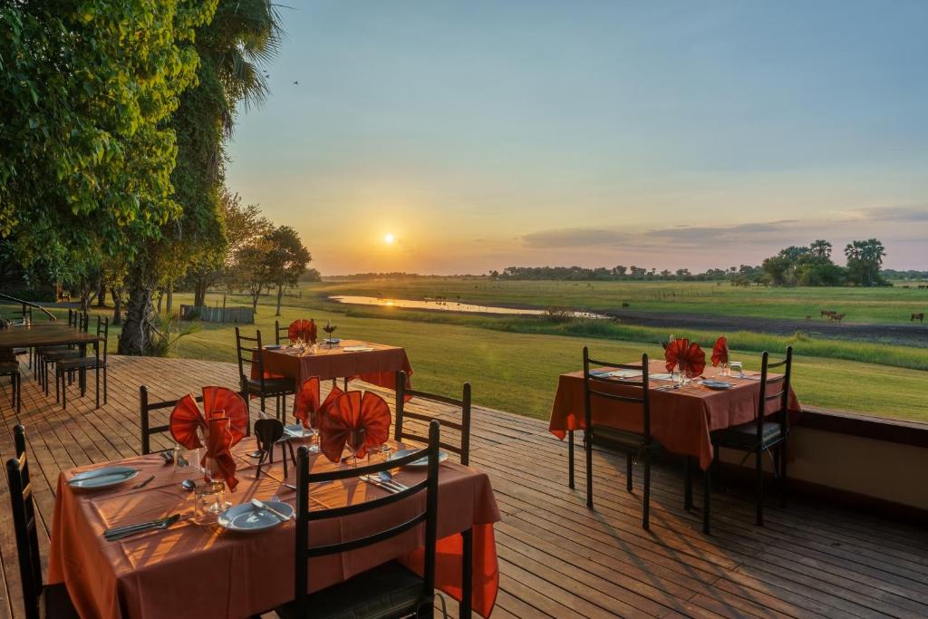 Thamalakane River Lodge Dining