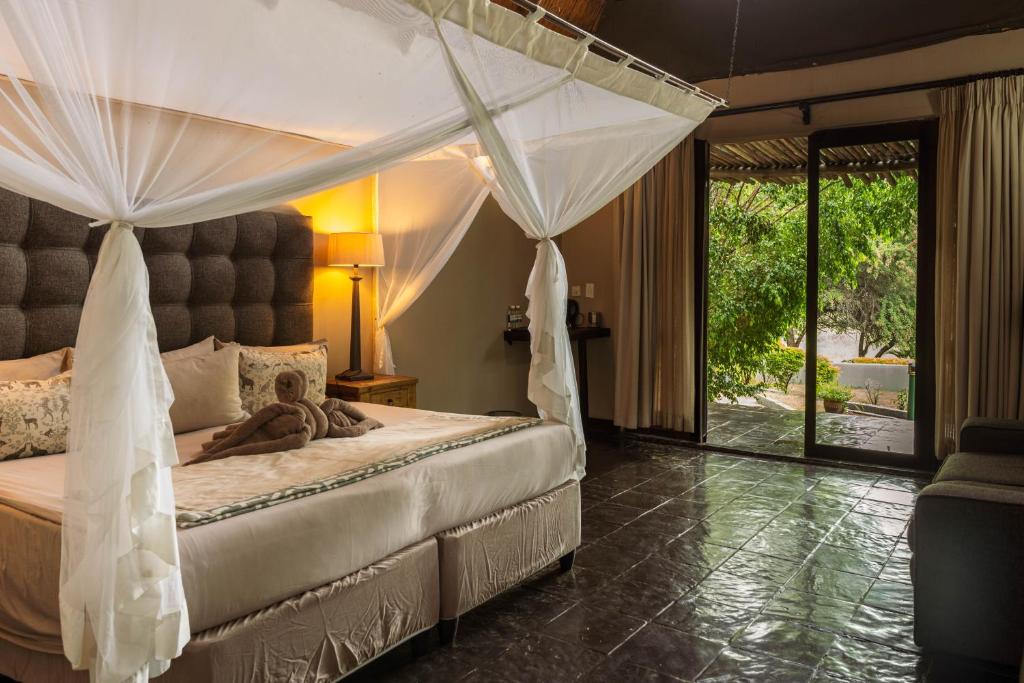 Thamalakane River Lodge Rooms