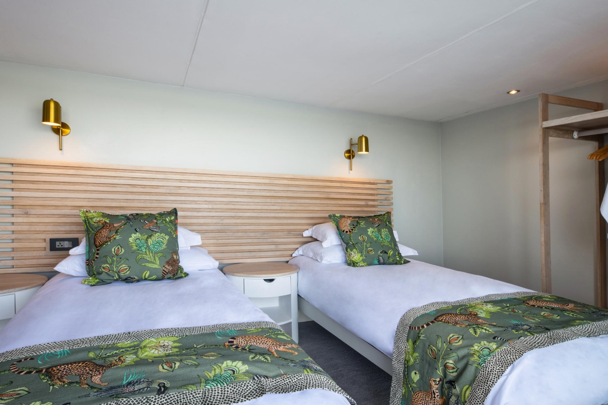 Zambezi-Queen-Twin-Room