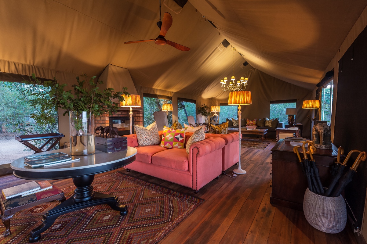 Verney's Camp - Lounge at Sunset