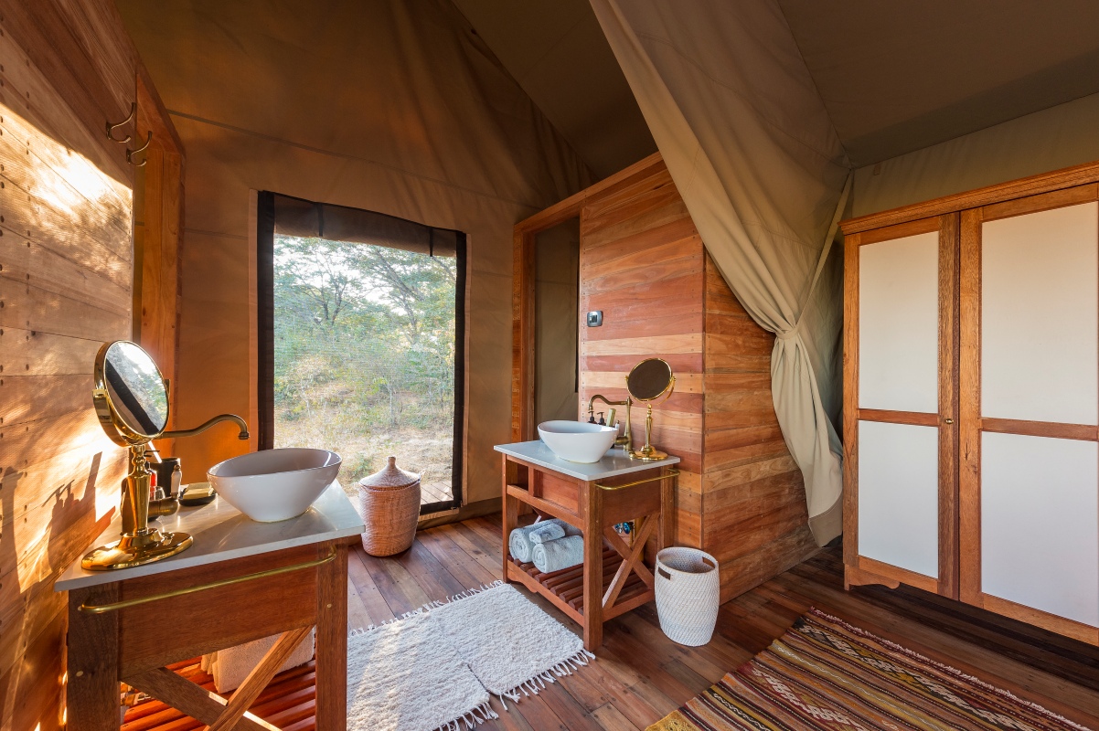 Verney's Camp - Luxury Tented Lodge Bathroom
